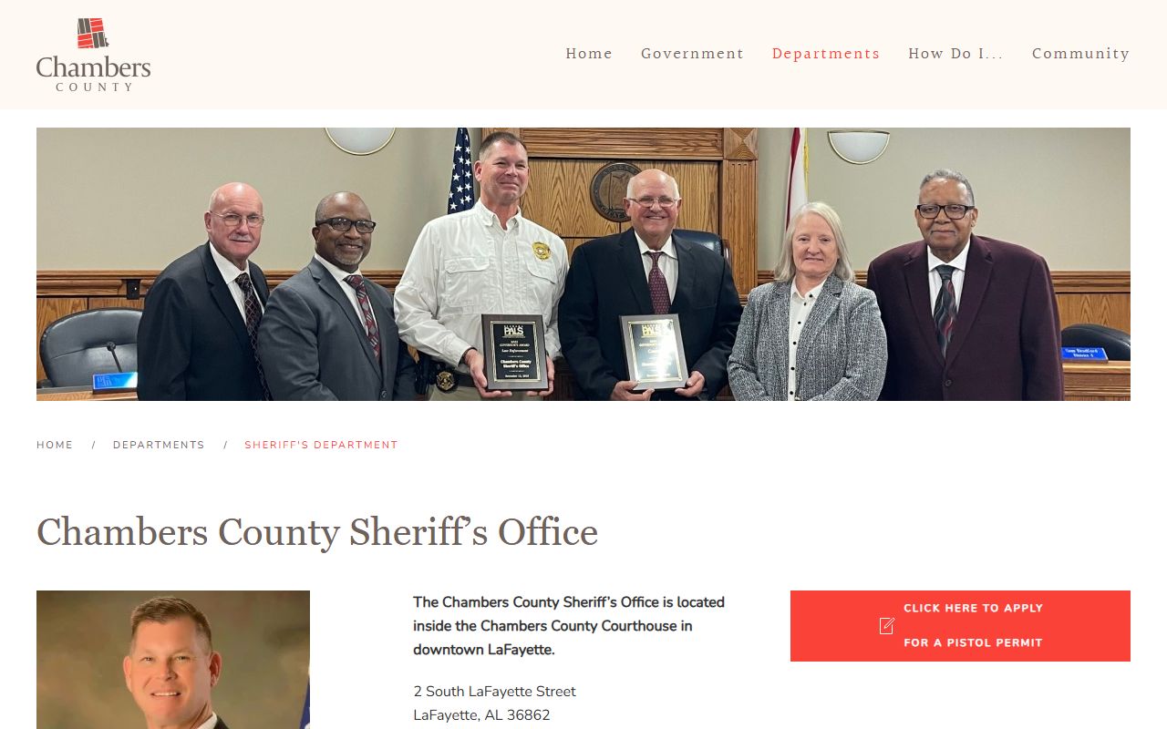 Chambers County sheriff page showing public safety app and sheriff office information